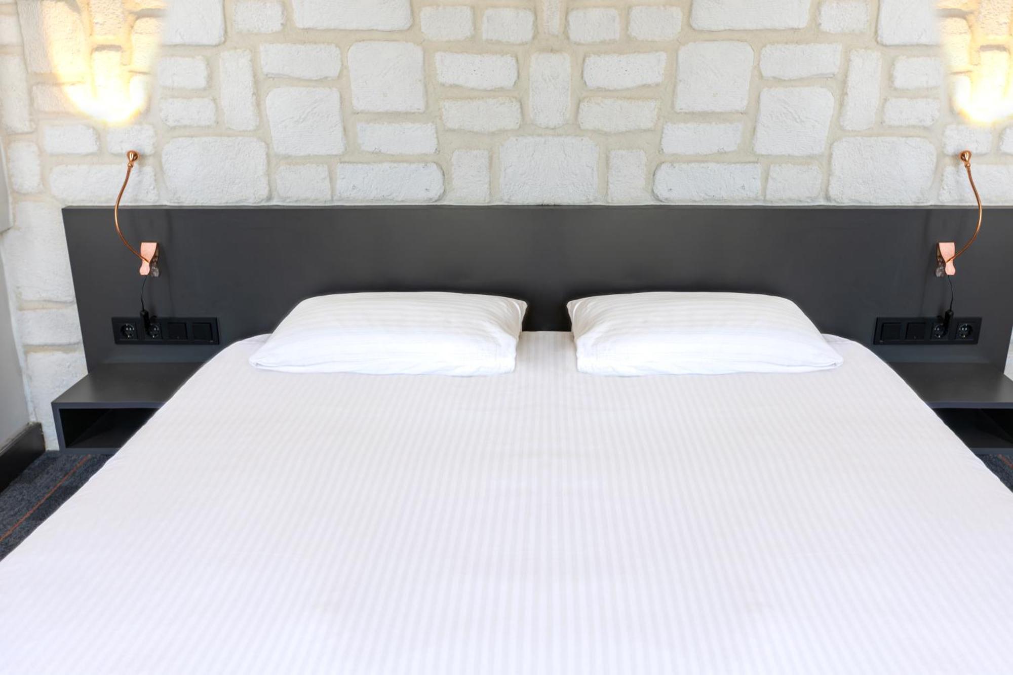Mene Otel