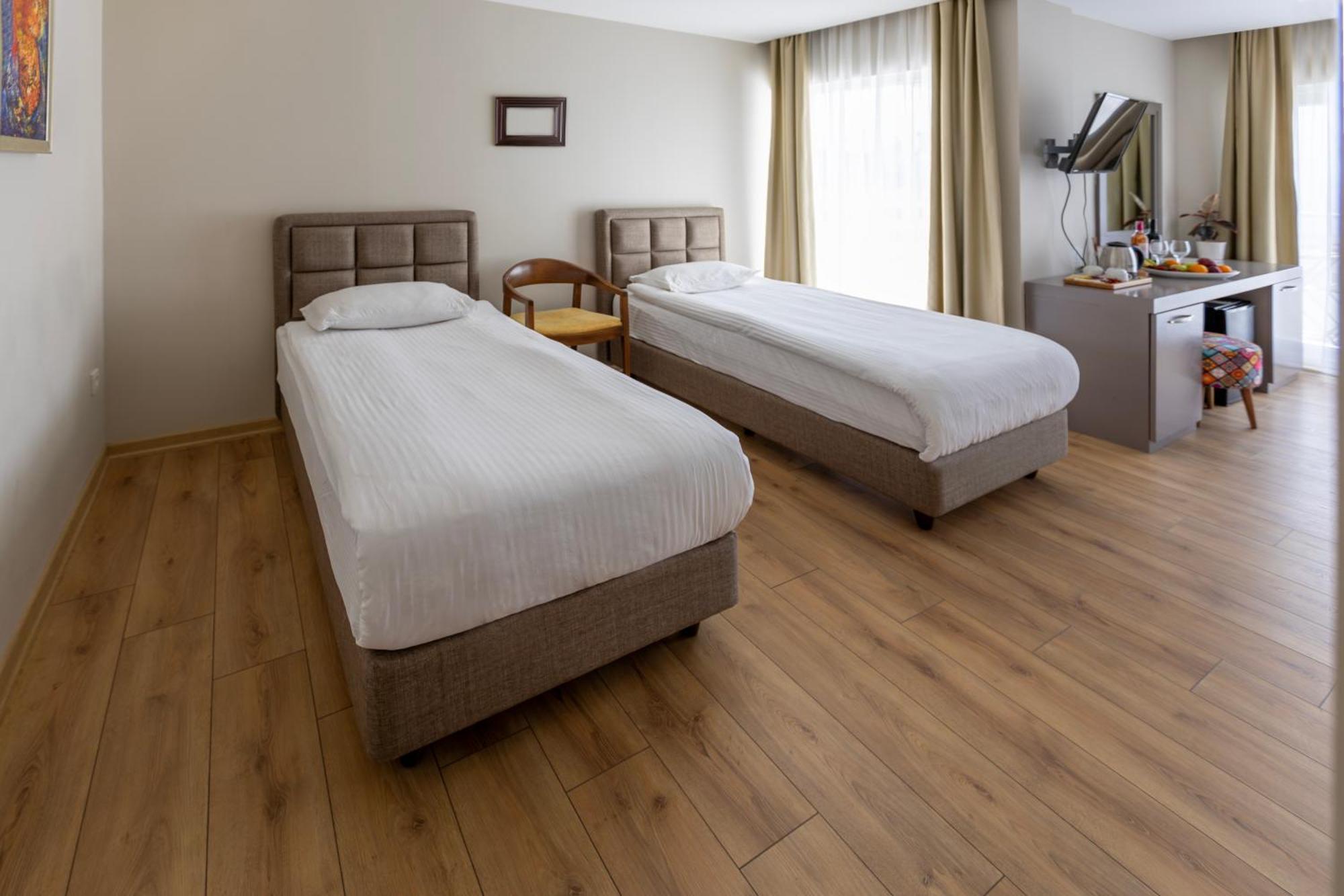 Otel Mene